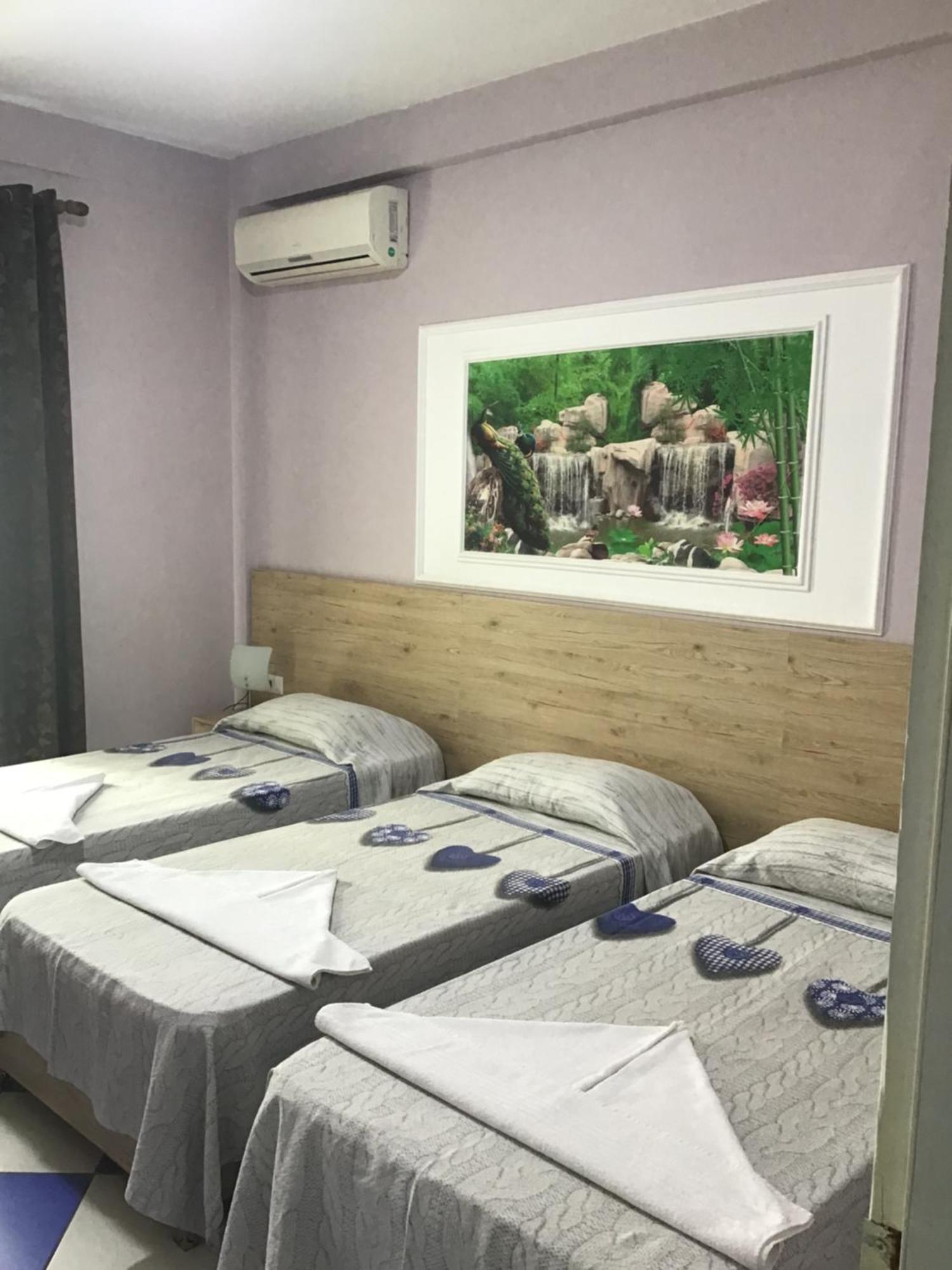 Kompleksi Eli Guest House Дуррес Екстер'єр фото